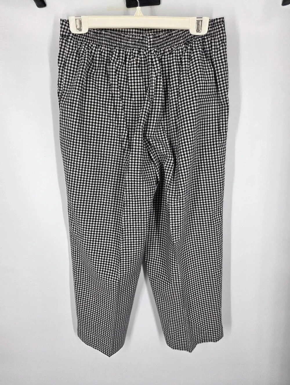 Alfred Dunner Women's Size 10 Gingham Pants Floral Embroidered Ankle Hem Black